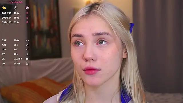 LilianBenskin online show from 12-01-25, 05:23