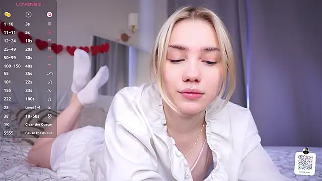 LilianBenskin online show from 02-26-26, 06:45