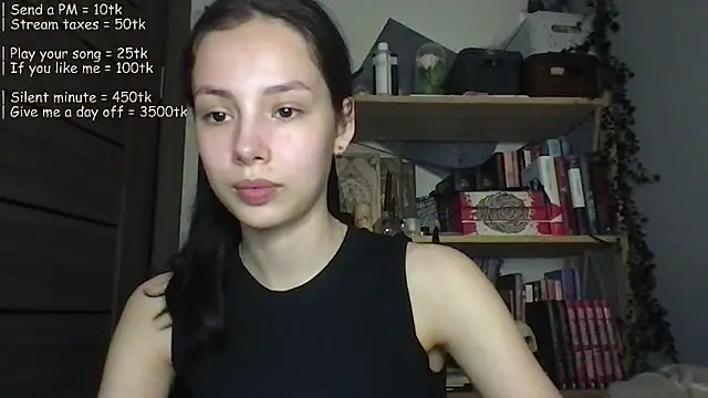 Yuna5343 online show from 05-19-26, 08:04