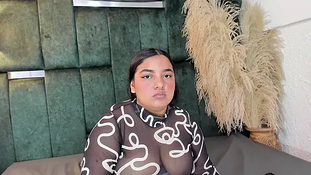 Chloe jackson25 online show from 02-14-26, 06:37