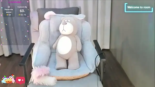 LINLIN-2025 online show from 10-28-25, 02:09