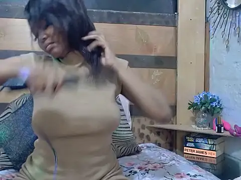 Snapshot of Juicy_Candy-Reloaded chatting on 12-15-25, 08:24 Juicy Candy-Reloaded online show from 12-15-25, 08:24