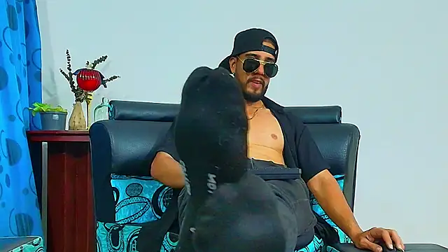 DaveSoldier online show from 10-17-25, 04:04