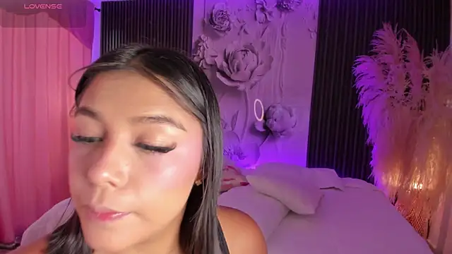 ShaniaDaniels online show from 04-11-26, 09:08