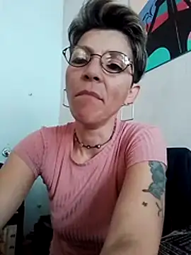 Snapshot of Lulypsicologasexual chatting on 12-17-25, 02:45 Lulypsicologasexual online show from 12-17-25, 02:45