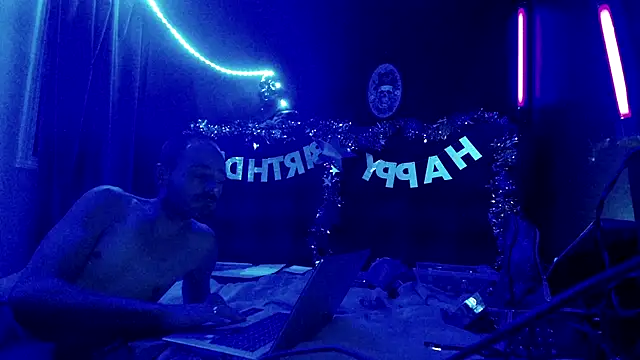 Snapshot of Splash_Queen420 chatting on 10-27-25, 07:12 Splash Queen420 online show from 10-27-25, 07:12