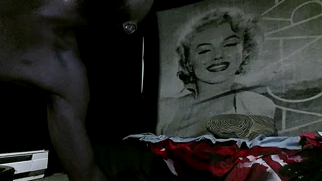 Snapshot of Splash_Queen420 chatting on 12-01-25, 04:39 Splash Queen420 online show from 12-01-25, 04:39