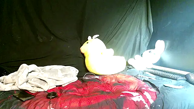 Snapshot of Splash_Queen420 chatting on 12-05-25, 05:27 Splash Queen420 online show from 12-05-25, 05:27