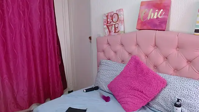 Emma-Flowers online show from 10-08-25, 07:11