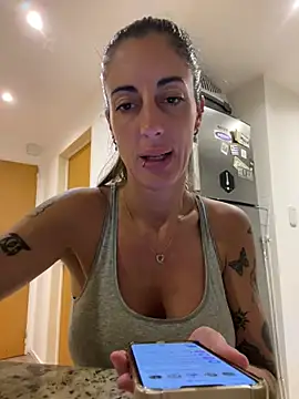 ferchule7 online show from 04-15-26, 12:50