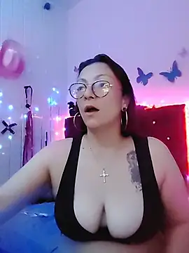 Snapshot of Susanahotsexxx chatting on 11-09-25, 02:54 Susanahotsexxx online show from 11-09-25, 02:54