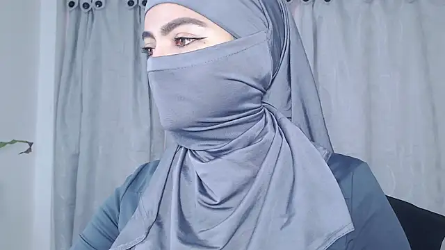 Snapshot of jade_nassar chatting on 04-30-26, 11:05 jade nassar online show from 04-30-26, 11:05