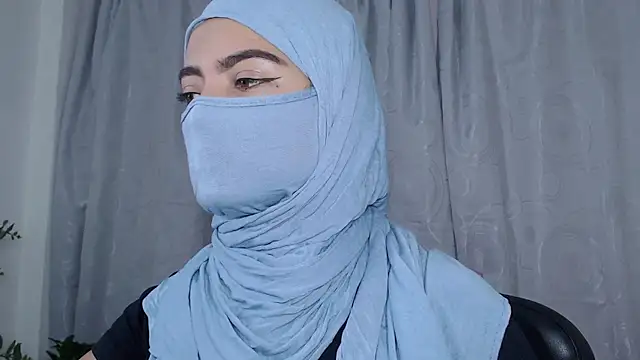 Snapshot of jade_nassar chatting on 06-22-26, 11:13 jade nassar online show from 06-22-26, 11:13