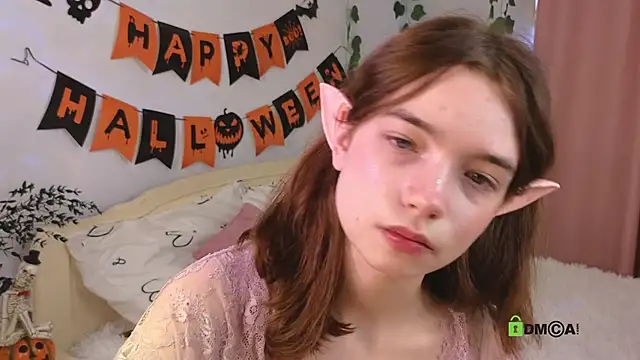 Evi Brook online show from 10-18-25, 11:33