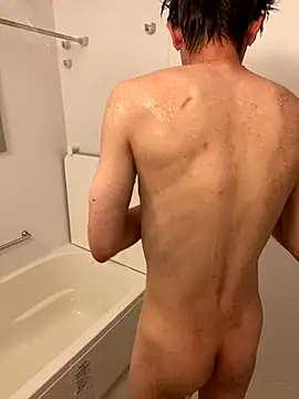 Snapshot of iiiviviii chatting on 10-10-25, 04:39 iiiviviii online show from 10-10-25, 04:39