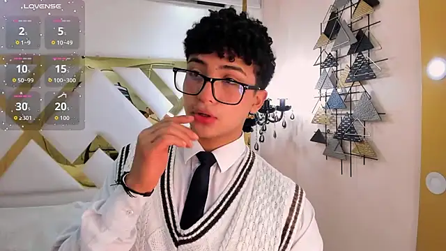 Valentin0 3 online show from 10-23-25, 11:53