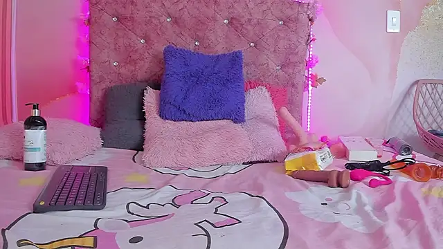 Mila grace  online show from 03-10-26, 06:35