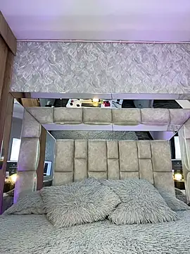 MaddyGray  online show from 11-26-25, 07:15