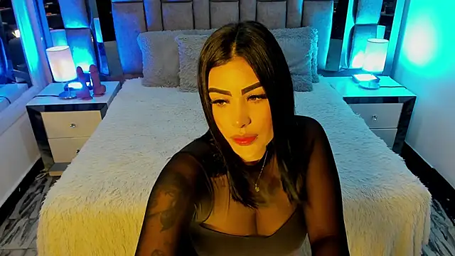 MaddyGray  online show from 01-05-26, 07:06