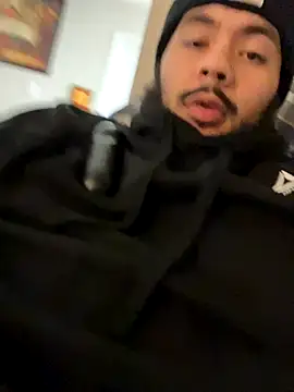 Snapshot of Bbrn69official chatting on 12-16-25, 11:43 Bbrn69official online show from 12-16-25, 11:43