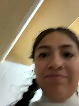 Snapshot of Alyha_Cortes chatting on 11-13-25, 01:10 Alyha Cortes online show from 11-13-25, 01:10