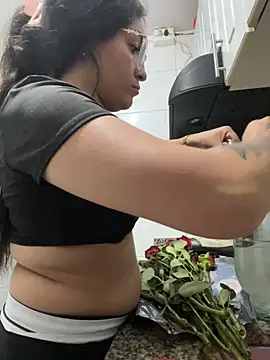 Snapshot of Alyha_Cortes chatting on 11-20-25, 12:22 Alyha Cortes online show from 11-20-25, 12:22