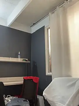 Snapshot of Alyha_Cortes chatting on 12-05-25, 01:09 Alyha Cortes online show from 12-05-25, 01:09