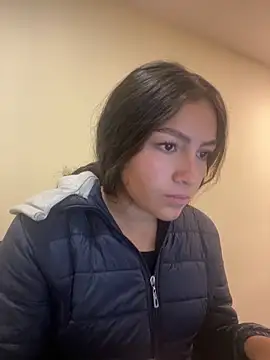 Alyha Cortes online show from 03-19-26, 01:37