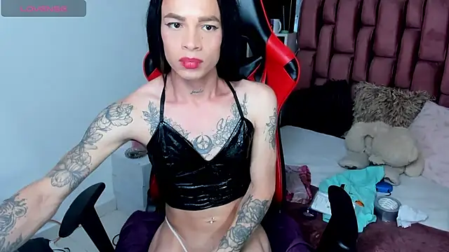 Snapshot of sara_slut21 chatting on 03-15-25, 08:04 sara slut21 online show from 03-15-25, 08:04