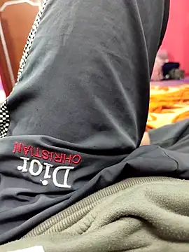 Snapshot of mannu11223 chatting on 12-05-25, 10:24 mannu11223 online show from 12-05-25, 10:24