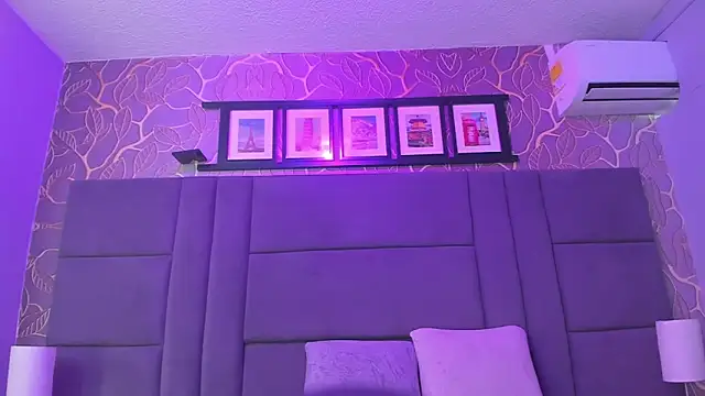 mey doll online show from 10-09-25, 02:15