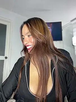 Snapshot of Adarha_Ramirez chatting on 05-16-26, 06:32 Adarha Ramirez online show from 05-16-26, 06:32