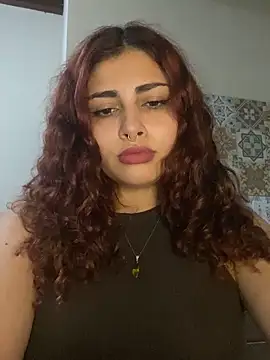 Snapshot of SweetSolei20 chatting on 11-17-25, 03:23 SweetSolei20 online show from 11-17-25, 03:23