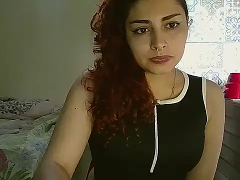 Snapshot of SweetSolei20 chatting on 11-17-25, 06:57 SweetSolei20 online show from 11-17-25, 06:57