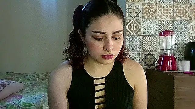 Snapshot of SweetSolei20 chatting on 11-21-25, 08:07 SweetSolei20 online show from 11-21-25, 08:07