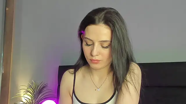 Forever Smiler online show from 11-13-25, 09:41