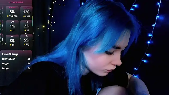 Snapshot of Kiara_Dream chatting on 12-21-25, 08:16 Kiara Dream online show from 12-21-25, 08:16