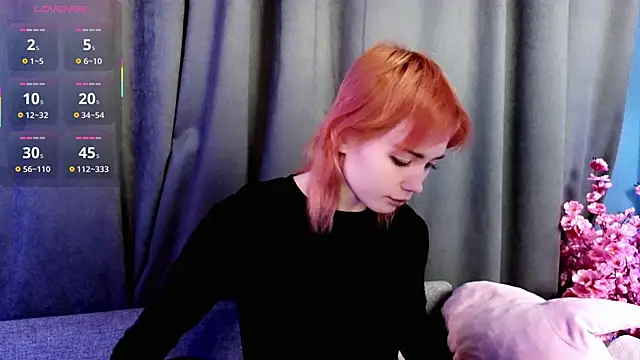 Snapshot of Kiara_Dream chatting on 02-26-26, 06:51 Kiara Dream online show from 02-26-26, 06:51