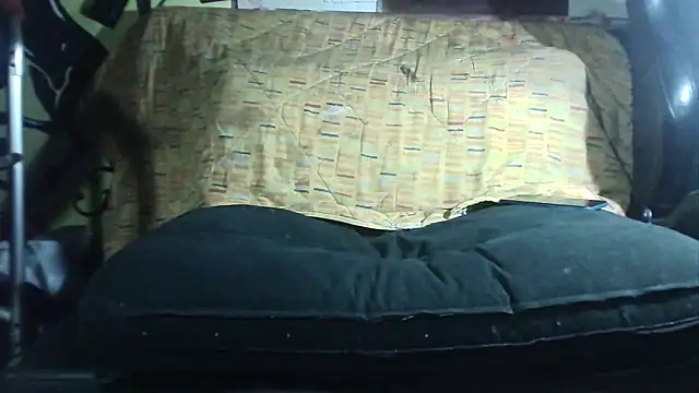 Snapshot of lovehairymature90 chatting on 02-11-26, 10:48 lovehairymature90 online show from 02-11-26, 10:48