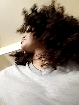 madelene online show from 09-19-25, 03:41