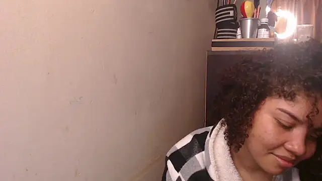 madelene online show from 10-06-25, 01:36