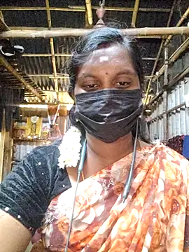 Snapshot of Tamildivya18 chatting on 10-22-25, 05:41 Tamildivya18 online show from 10-22-25, 05:41