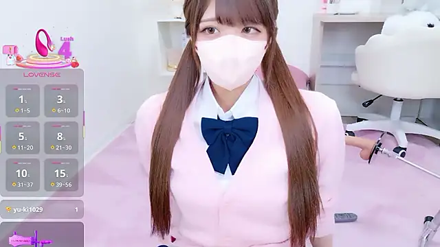 Snapshot of Reina_Fcup chatting on 12-21-25, 10:22 Reina Fcup online show from 12-21-25, 10:22