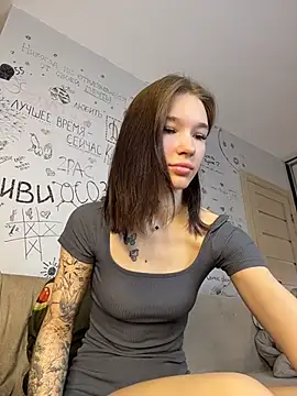 Snapshot of AsyaMiller chatting on 12-02-25, 06:47 AsyaMiller online show from 12-02-25, 06:47