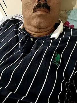 moonflower25 online show from 10-18-25, 03:31