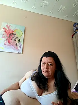 Snapshot of BlacReign chatting on 09-16-25, 11:00 BlacReign online show from 09-16-25, 11:00