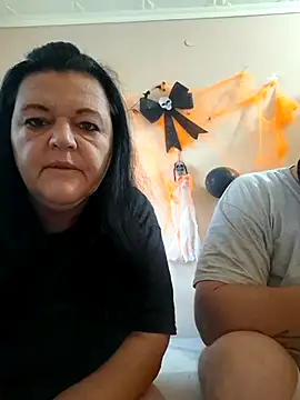 Snapshot of BlacReign chatting on 10-24-25, 03:19 BlacReign online show from 10-24-25, 03:19