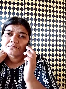 Meenu tiwari online show from 09-30-25, 07:57