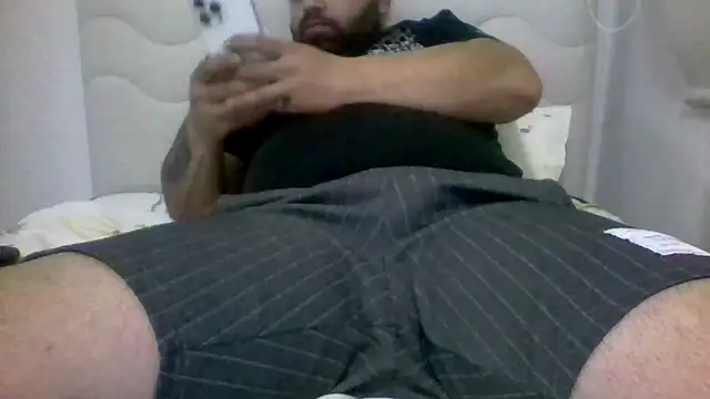 Snapshot of hardick582 chatting on 11-04-25, 09:03 hardick582 online show from 11-04-25, 09:03