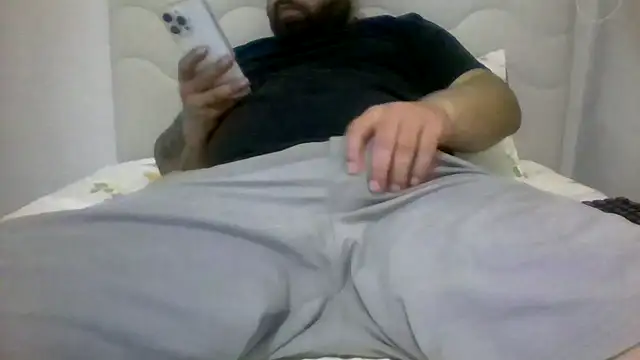 Snapshot of hardick582 chatting on 11-08-25, 10:08 hardick582 online show from 11-08-25, 10:08